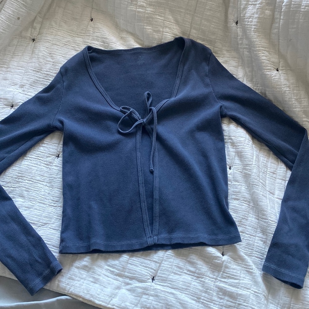 Brandy Melville- Greta Long Sleeve Tie Front Top